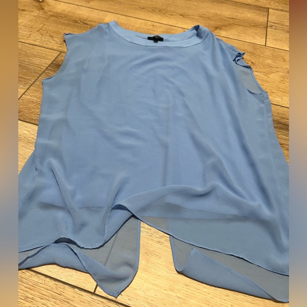The Limited Size Medium Women’s Work Top